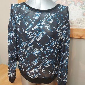 Mossimo Oversize Sheer Geometric Pattern Long Sleeve Women's Medium